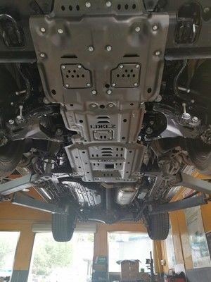 LC200 J2 Magnalium 4x4 لوازم جانبی صفحه های پوشش موتور برای محافظ زیر بدن تویوتا