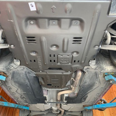 حفاظت از موتور آلفا رومئو جولیا با صفحه اسکید آلیاژ آلومینیوم منیزیم سیاه