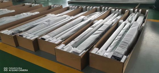 قابلیت های غیر جاده ای LC200 را با مجموعه ی سفارشی داربست سقف Slimline II افزایش دهید