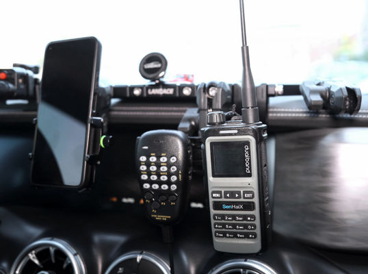 حامل GPS تلفن همراه با چند عملکرد برای تانک 300