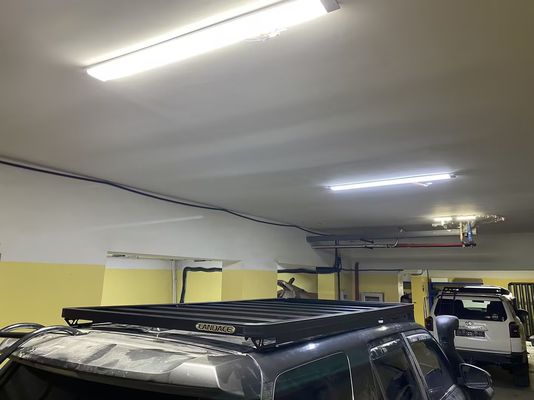 قرار دادن سقف Universal 4x4 Roof Rack برای تویوتا 4 Runner E-Coat و Powder Coated