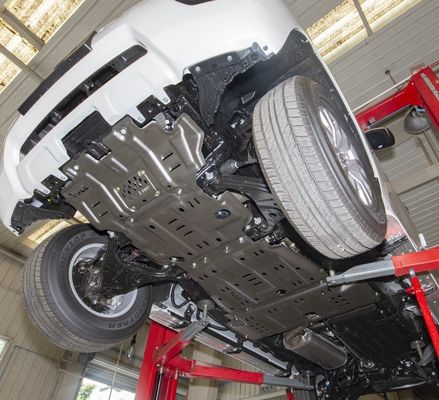 نیسان گشت Y62 مخزن سوخت اسکید پلات محافظ زیر بدن خودرو برای عملکرد جاده ای