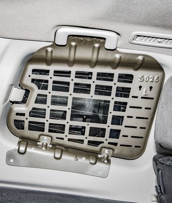 آلیاژ صندوق ذخیره سازی قفسه پنجره شبكه شبكه پنجره جانبی آویزان شبكه Mitsubishi Pajero