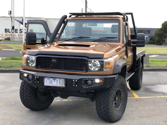 تویوتا LC79 قطعات اتوماتیک Winch Bull Bar پیشاپیش با حامل لاستیک