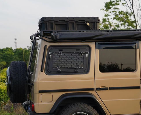 پنجره ی سیاه برای ماشین کمپینگ زمینی G-CLASS W463