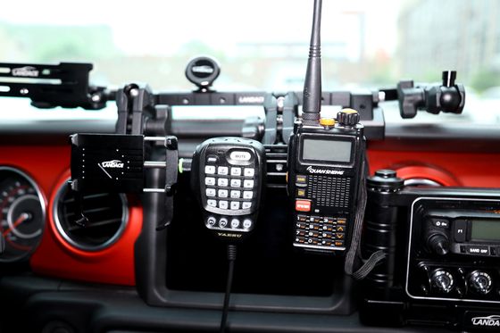فرآیند CNC ماشین آلات آلومینیوم آلیاژ مرکز کنسول براکت GoPro حامل برای جیپ Wrangler