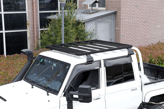 TOYOTA LAND CRUISER LC79 استوار است