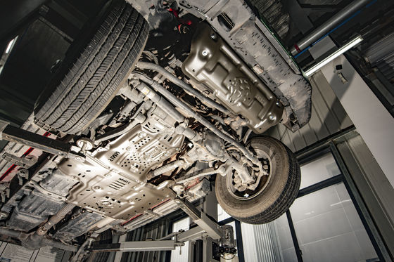 از پتانسیل Wrangler JL Hybrid Electric با Magnalium Skid Plate استفاده کنید