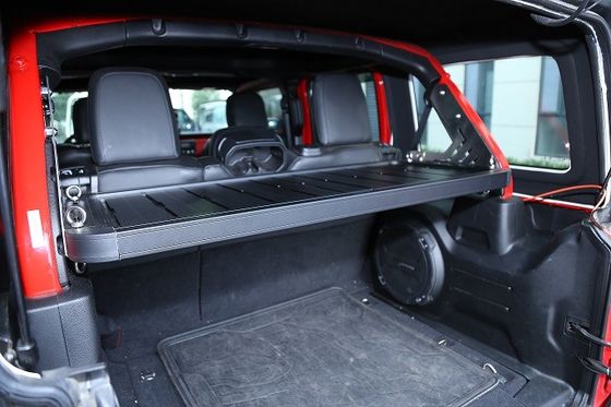 ارتقاء Jeep Wrangler خود را با راک کارگو داخلی سخت و سیستم آویزان