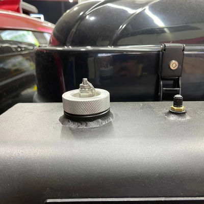 سیاه 4WD سقف ماشین تحت فشار دور جاده کمپینگ دوش مخزن آب با ظرفیت 20L