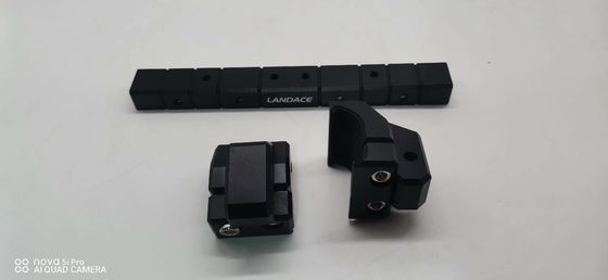نصب داشبورد آلومینیوم آلیاژ برای ایستگاه پایه ی گیرنده ی FM YAESU